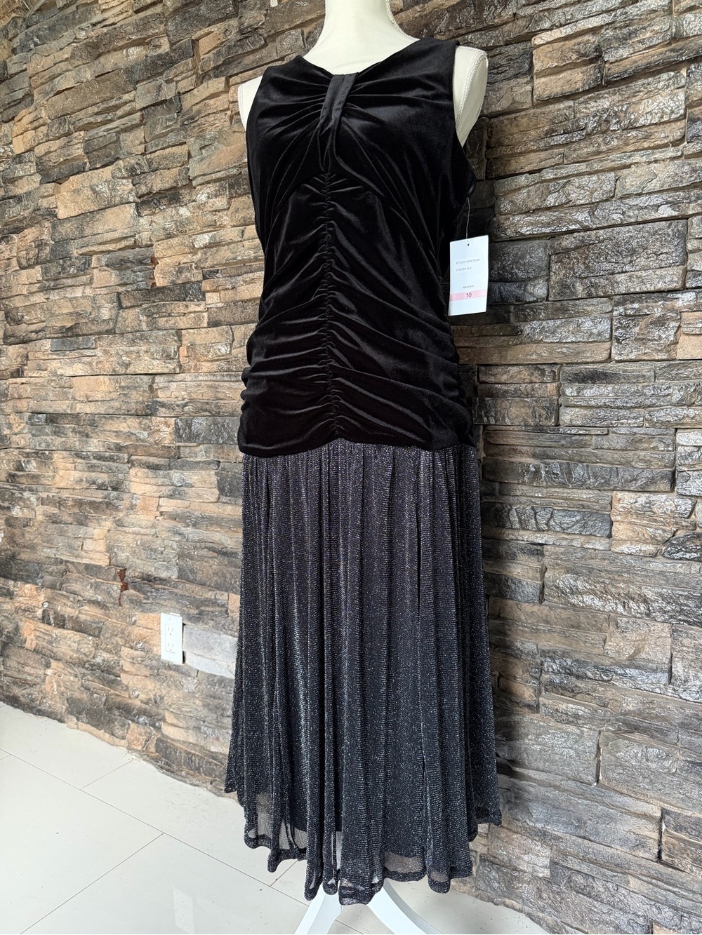 Sleeveless Black Velvet Midi Dress with Shimmer Pleated Skirt